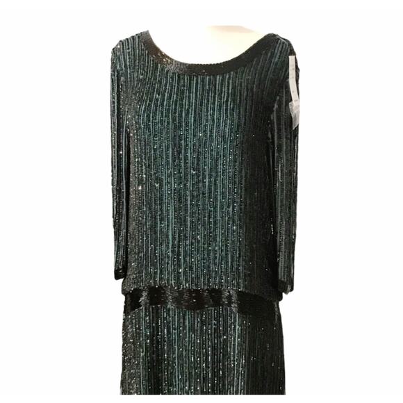 Cocktail Dress Blouson Black/Green Embellished Open Back Boat Neck Mini Medium - Picture 5 of 10